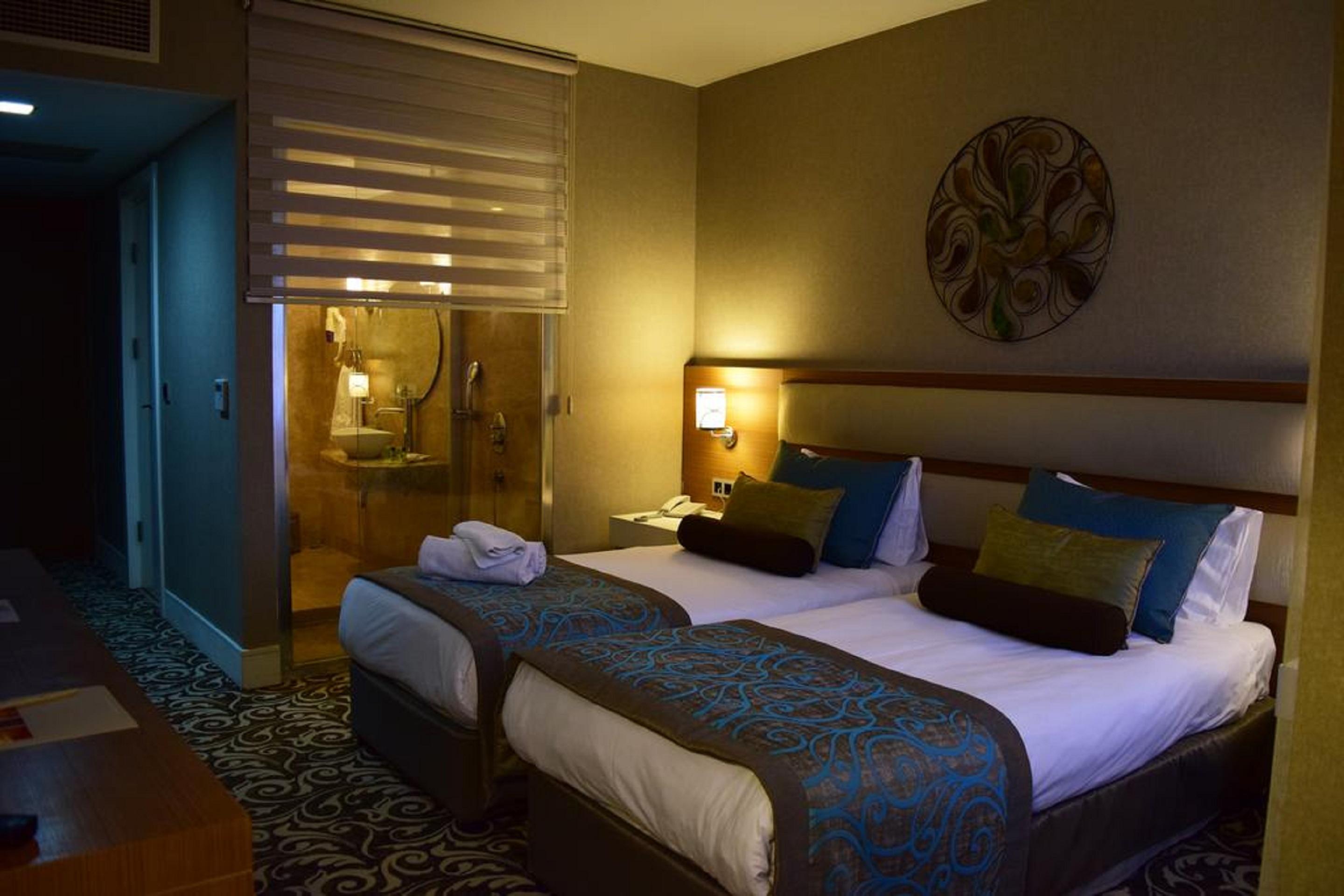 Hotel Taksim Line 4*