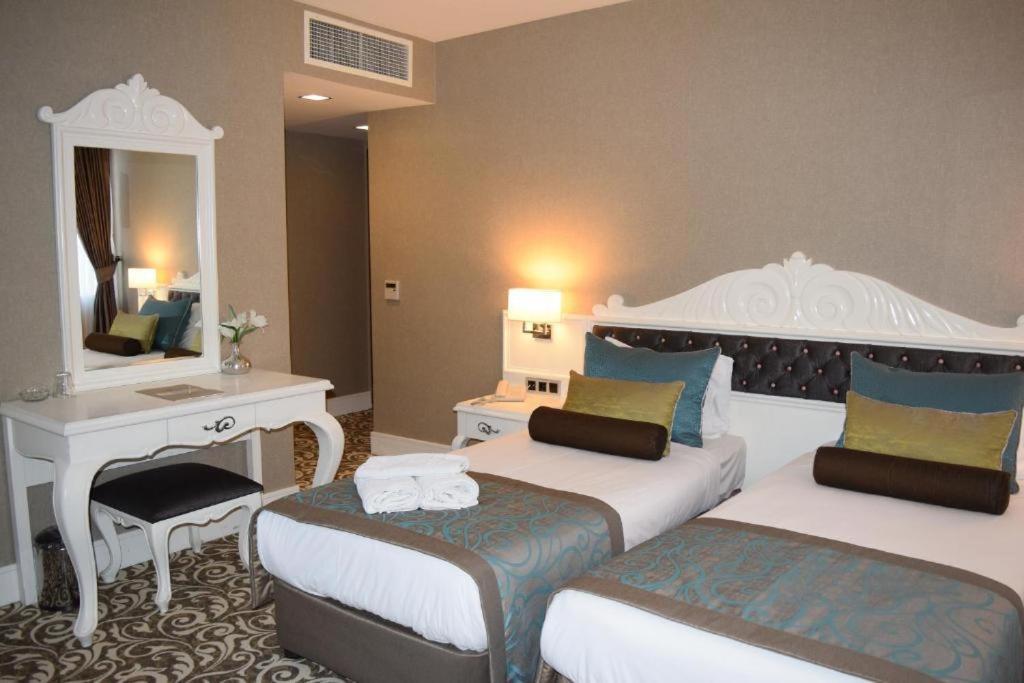 Hotel Taksim Line 4*